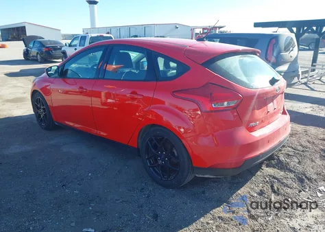 2016 Ford Focus Se z USA, uszkodzony, nr VIN 1FADP3K29GL319117